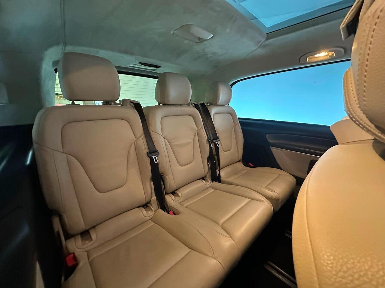 Mercedes-Benz V Class LP72GYC