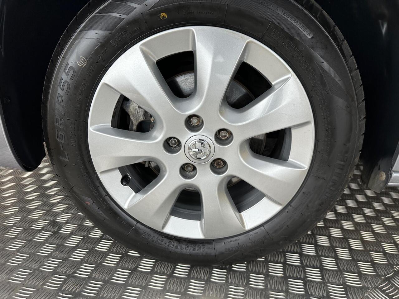 Vauxhall Combo Life DY22MTK