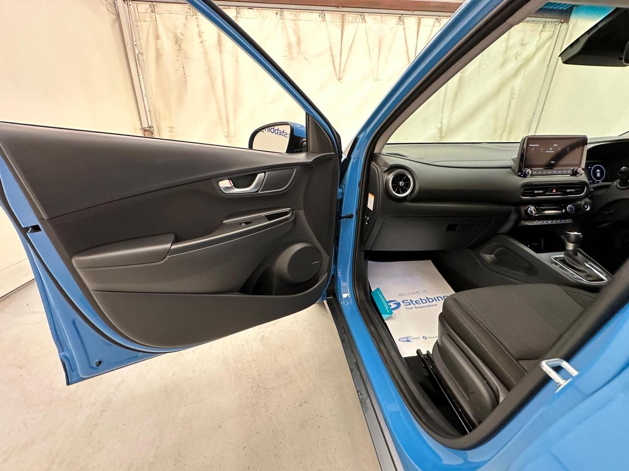 Hyundai KONA DU71YMC