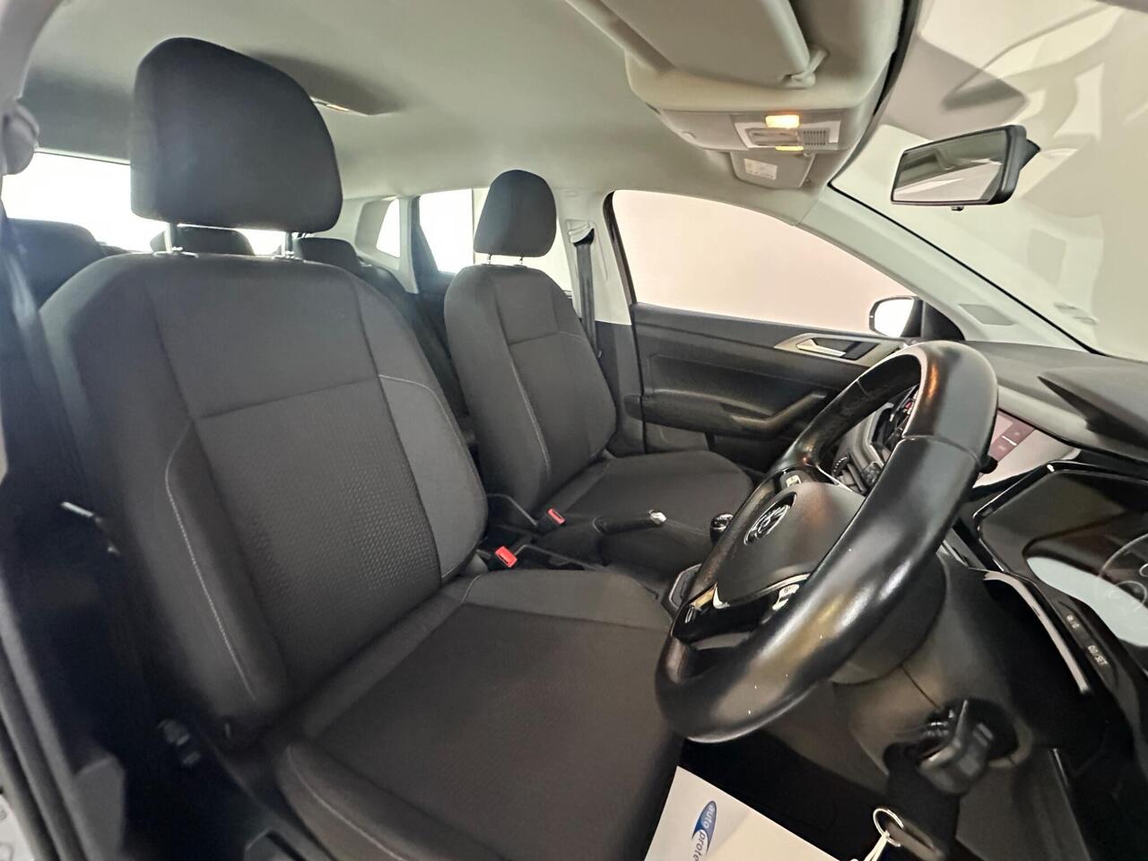 Volkswagen Polo FP18XLA