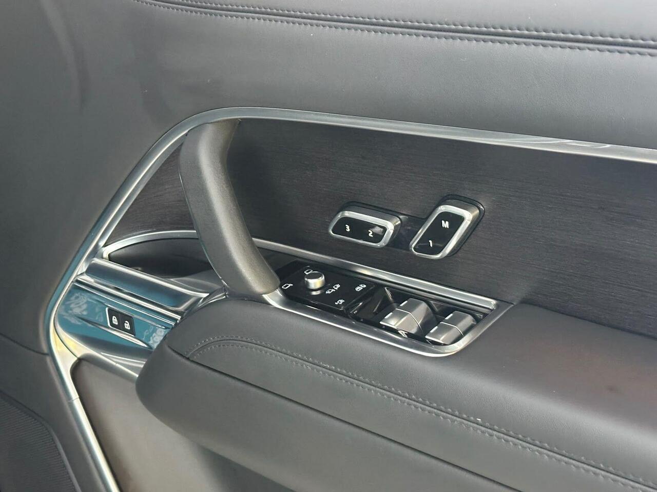 Land Rover Range Rover EK73BFE