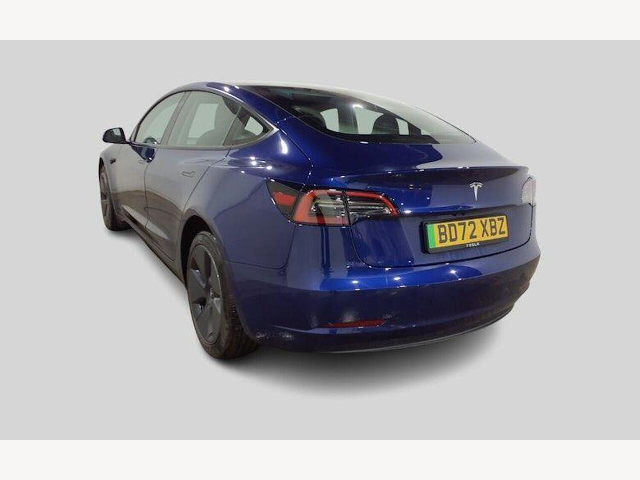 Tesla Model 3 BD72XBZ