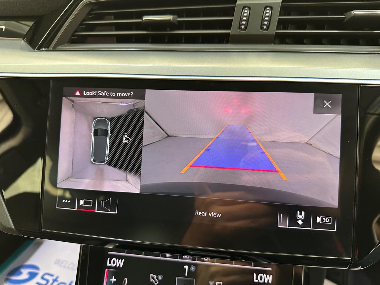 Audi e-tron RO70OMZ