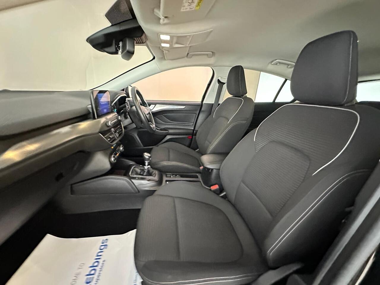 Ford Focus AO69TXA