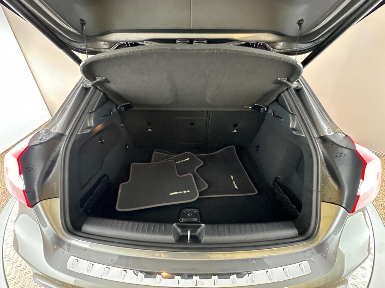 Mercedes-Benz GLA SP68OND