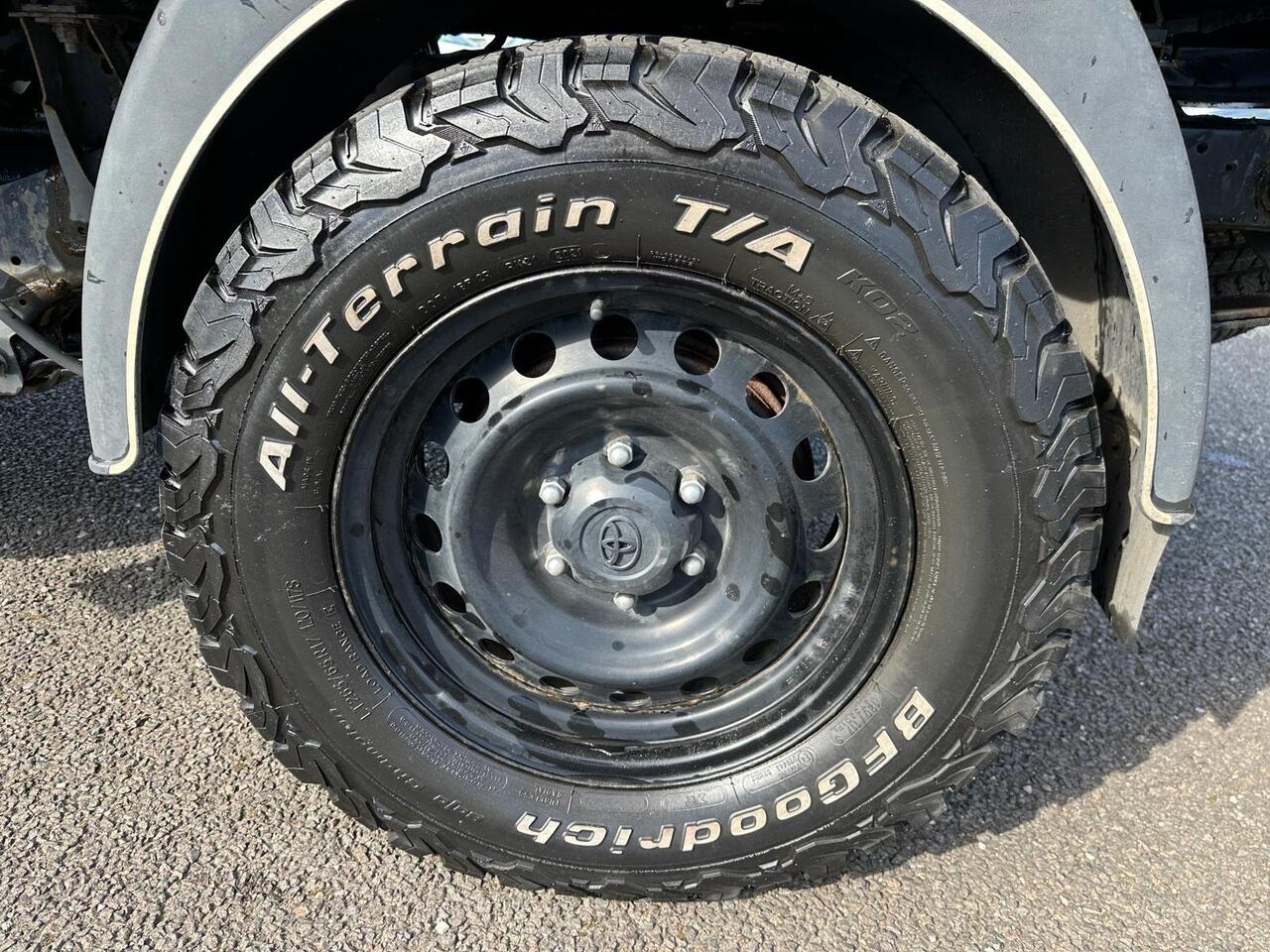 Toyota Hilux FH21OVU
