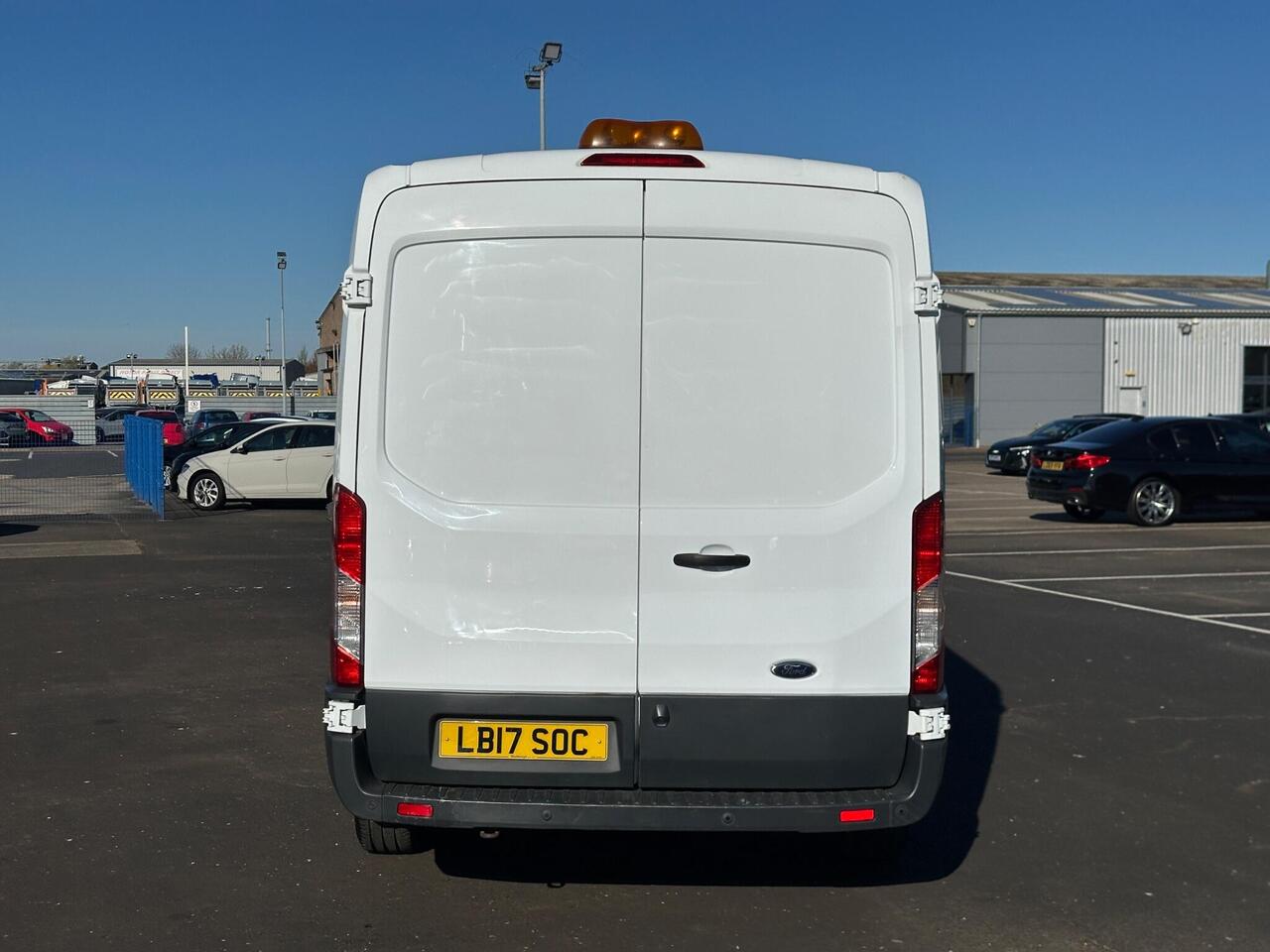 Ford Transit LB17SOC
