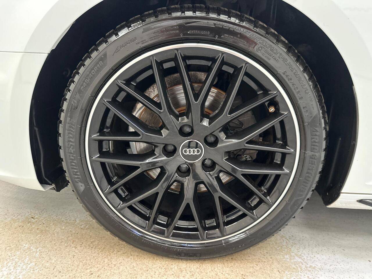 Audi A4 Avant MF69RGX