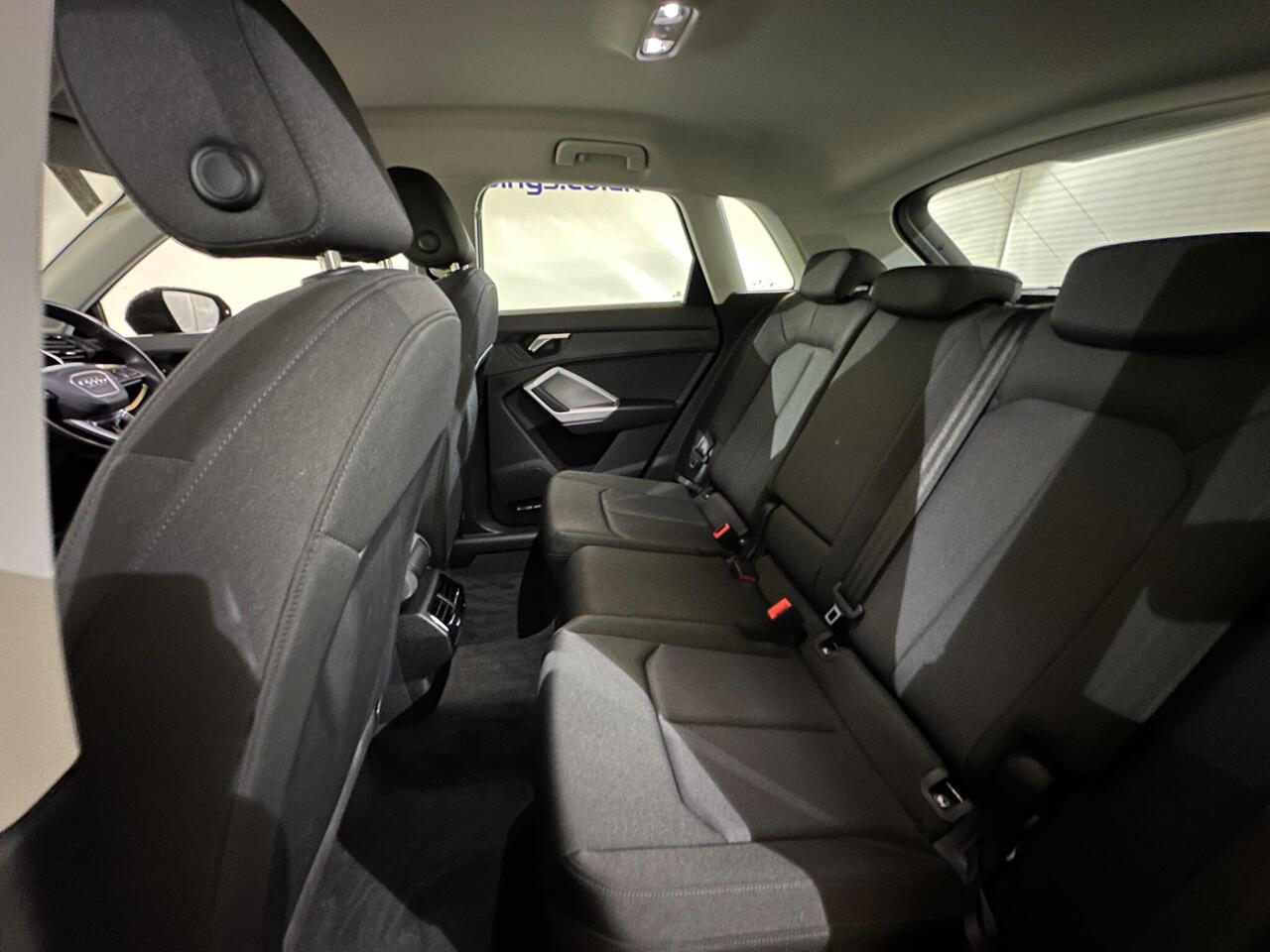 Audi Q3 MW22OVR