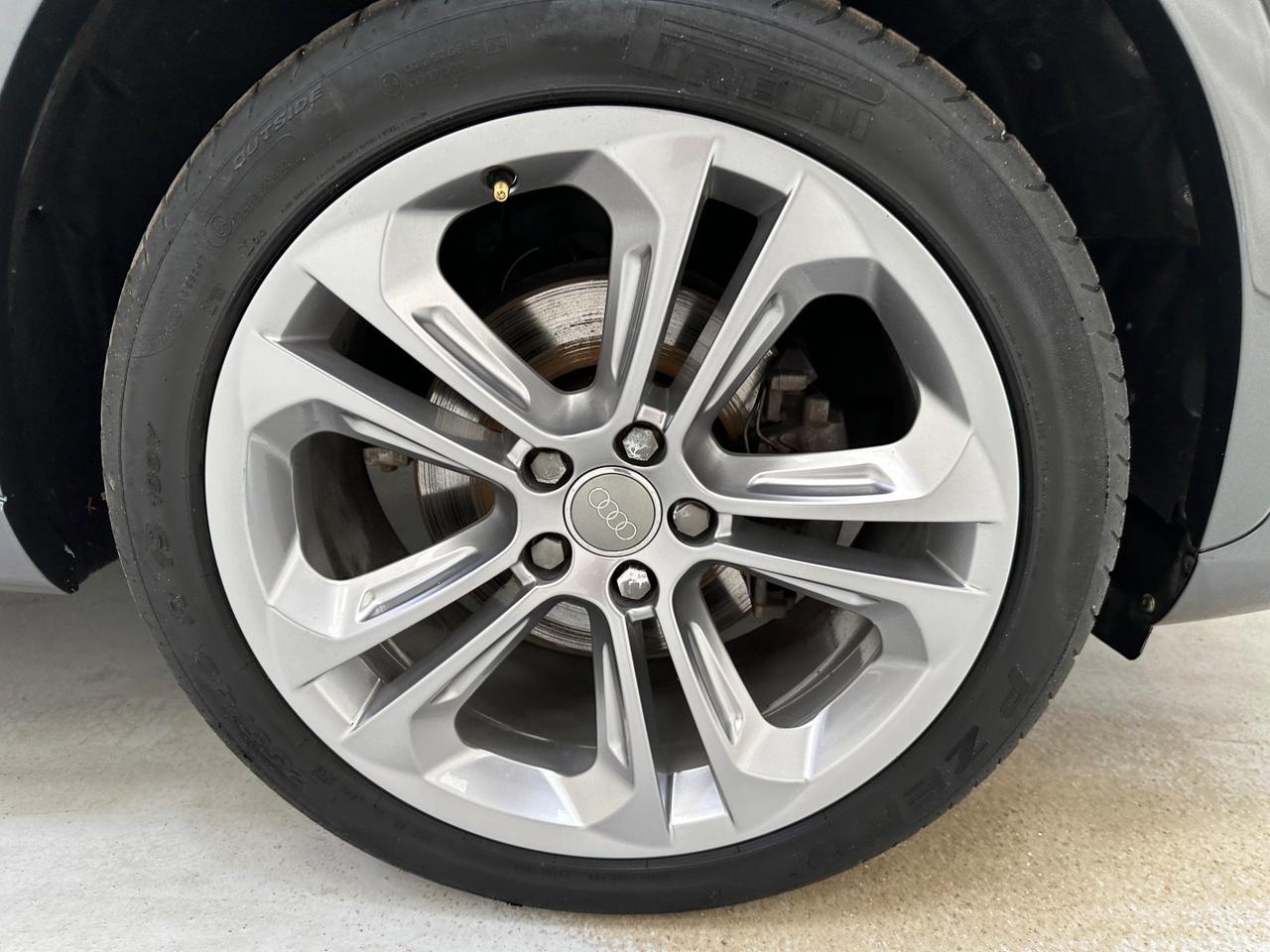 Audi Q3 RF16EHZ