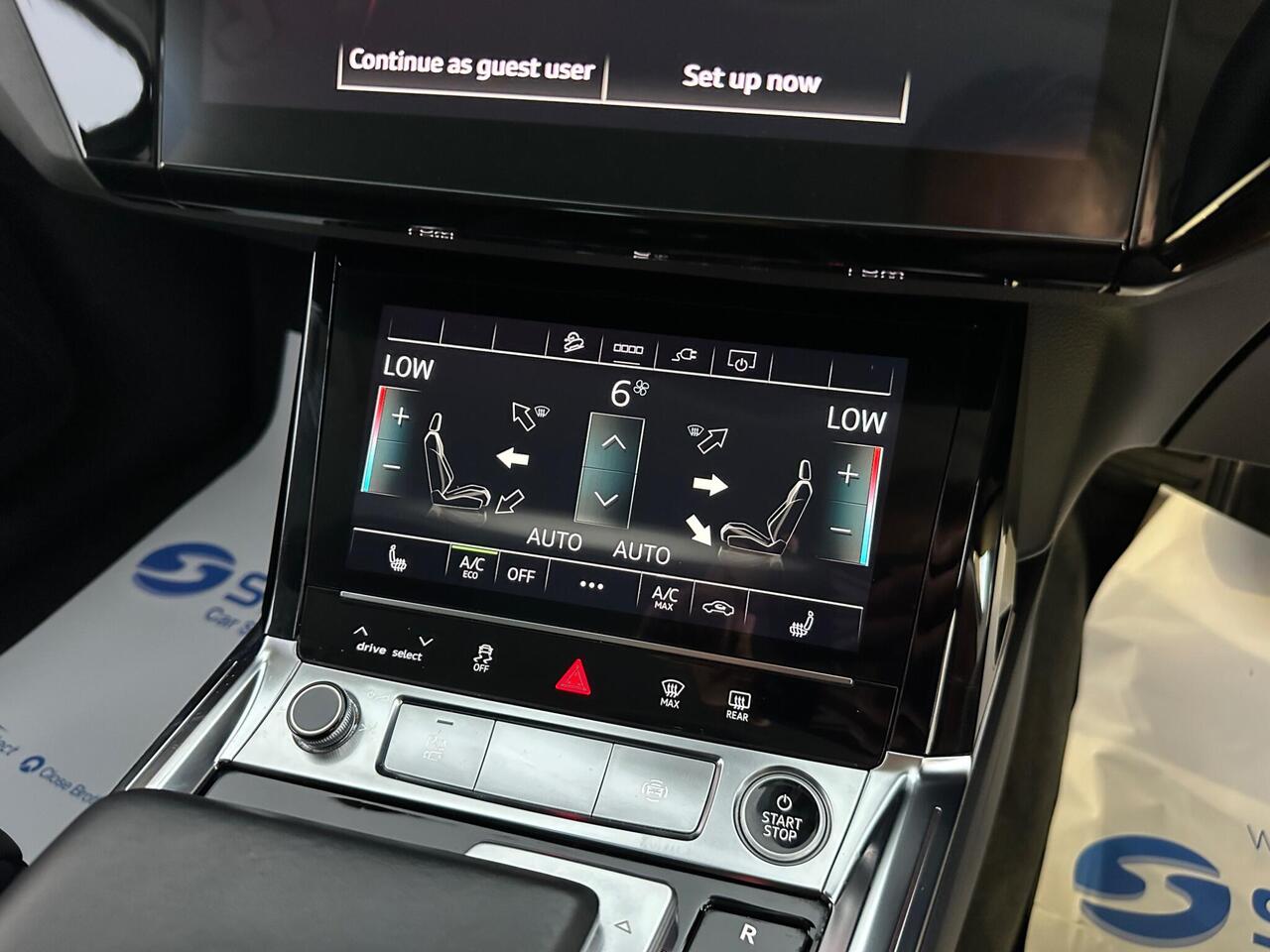 Audi e-tron RY21HHX