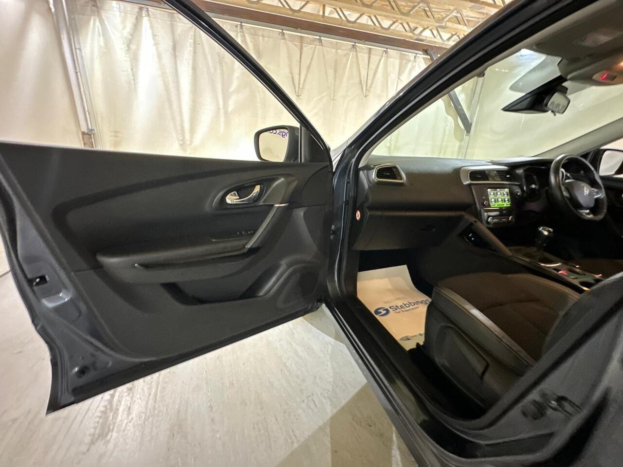 Renault Kadjar HV68XJN