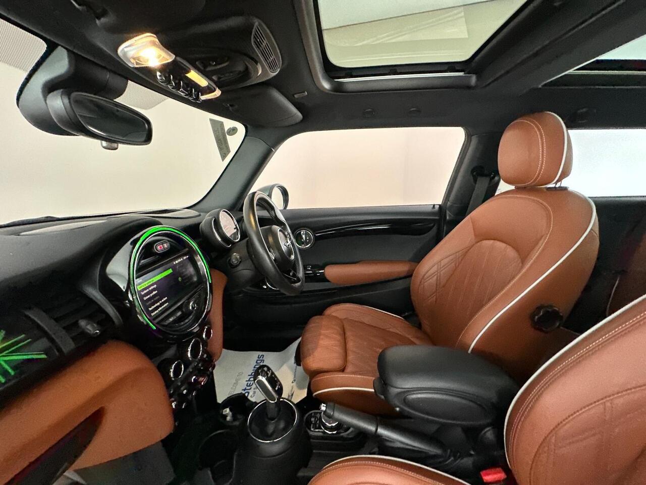 MINI Hatch LR19JVP