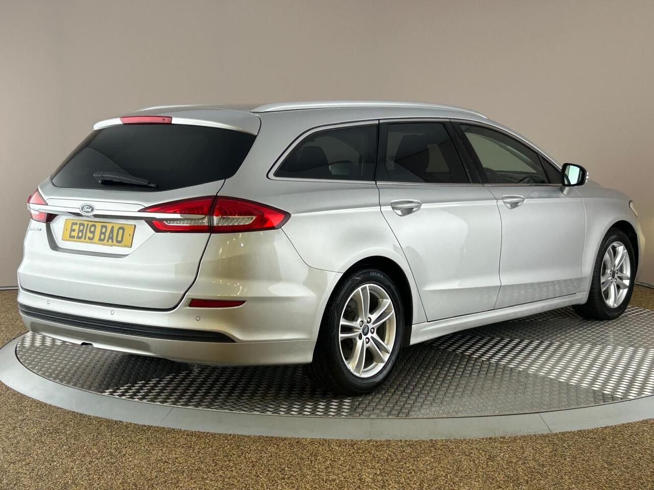 Ford Mondeo EB19BAO
