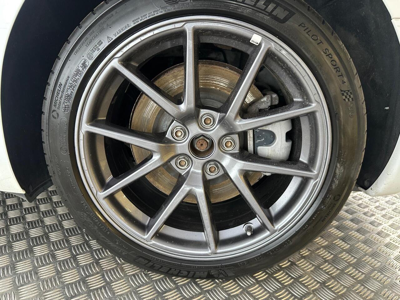 Tesla Model 3 AF22DVZ