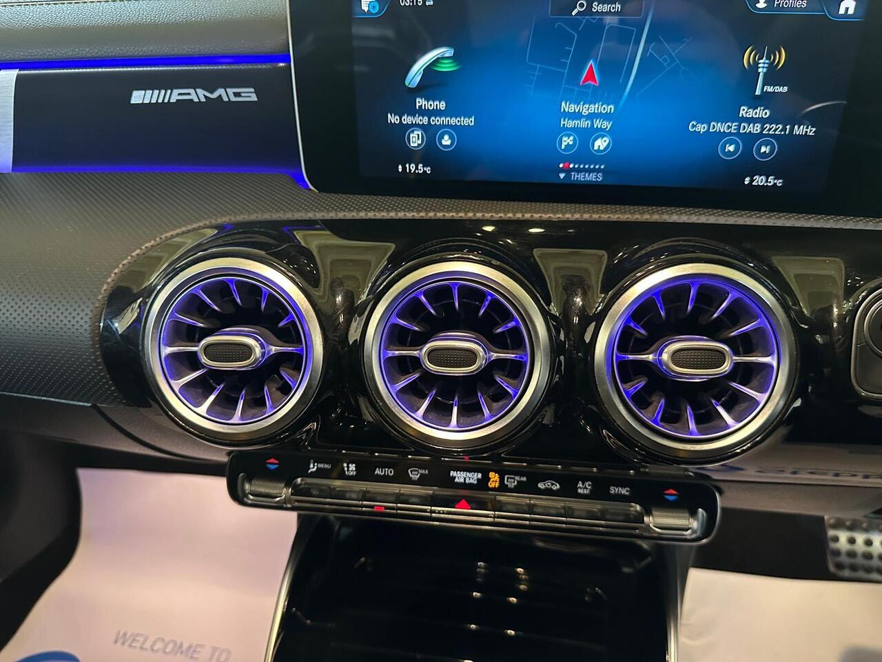 Mercedes-Benz CLA WR69HGN