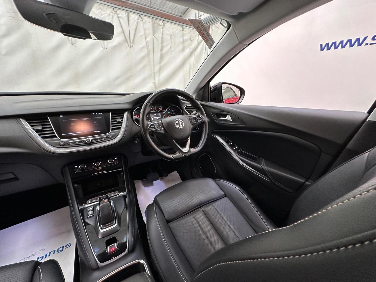 Vauxhall Grandland X BL69ZGN