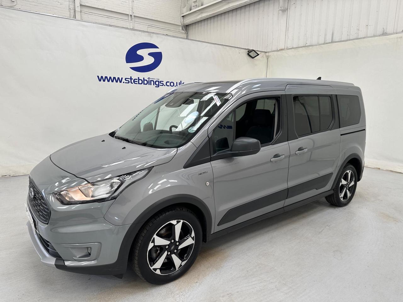 Ford Grand Tourneo Connect CN22PDZ