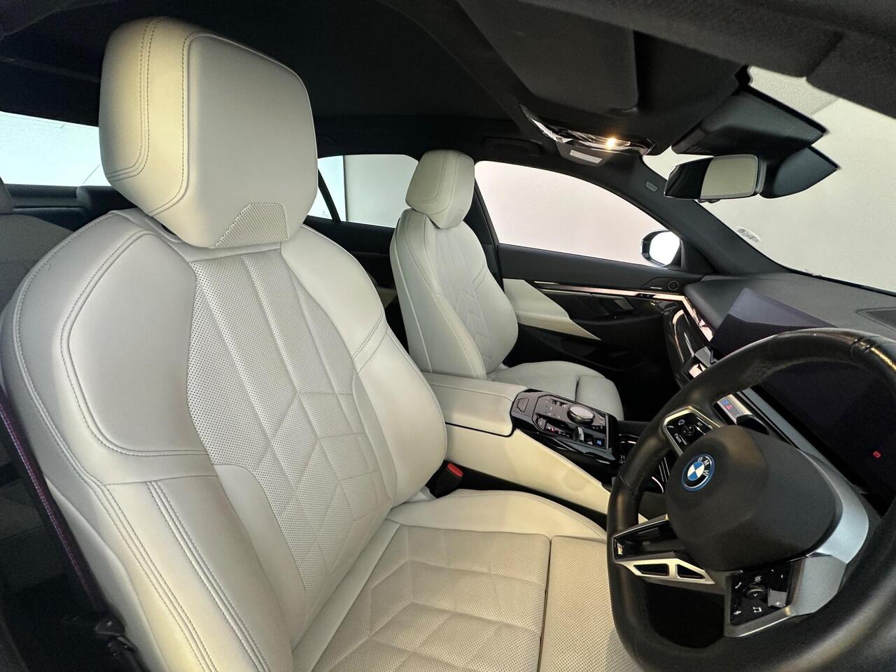 BMW i5 CK24WZO