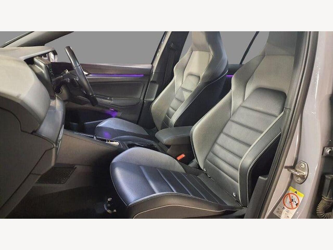 Volkswagen Golf PF21AOC