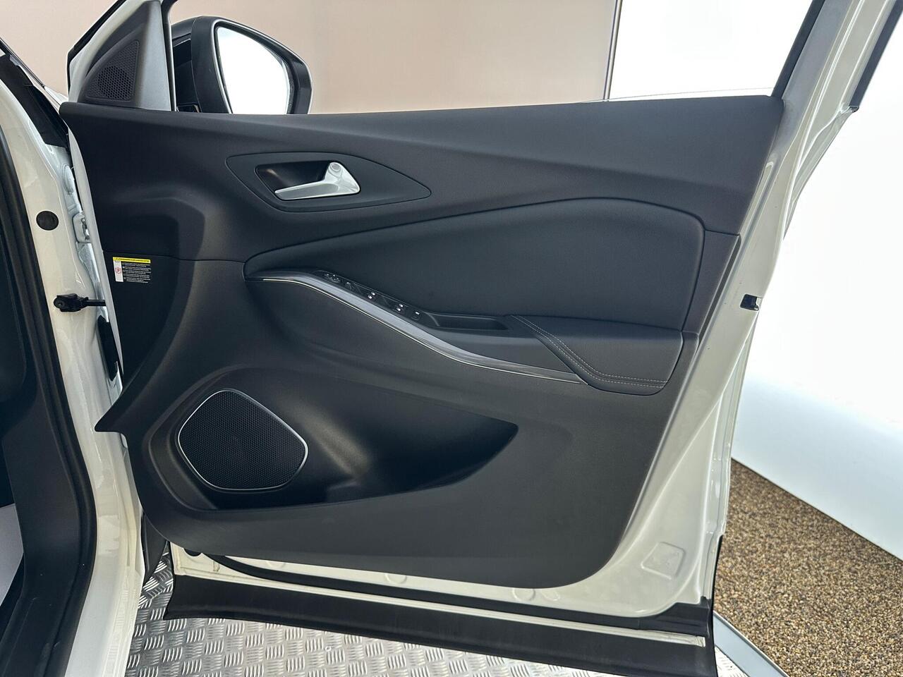 Vauxhall Grandland X KE21MXZ