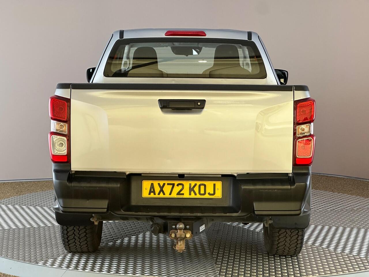 Isuzu D-Max AX72KOJ