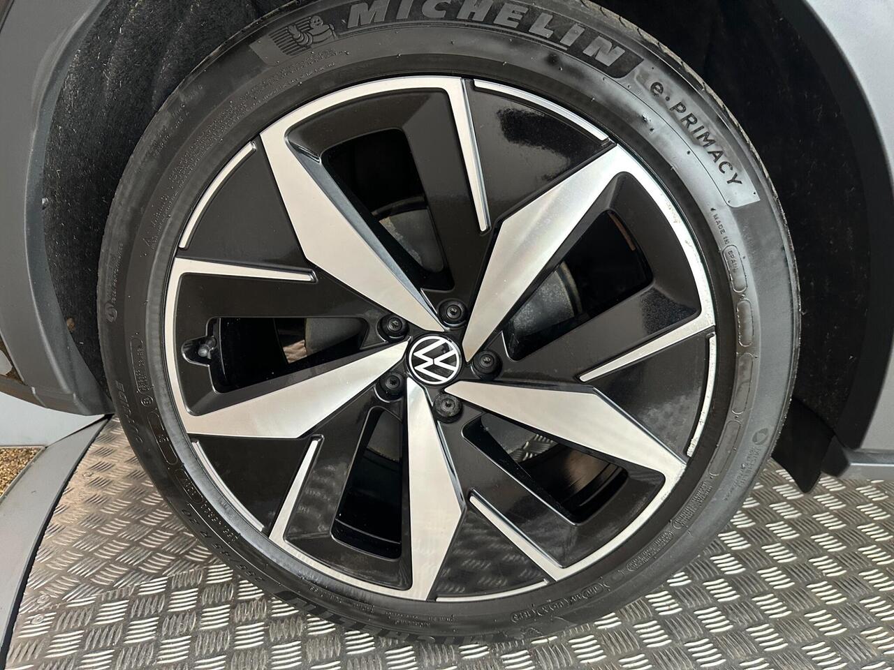 Volkswagen ID.5 YH23DTN
