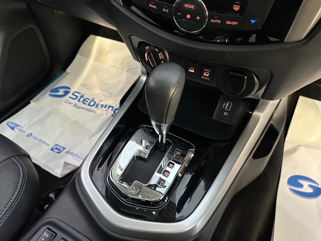 Nissan Navara SH21EBU