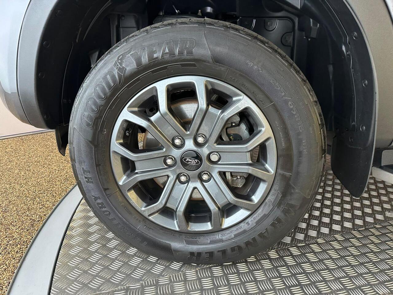 Ford Ranger YM24KKN