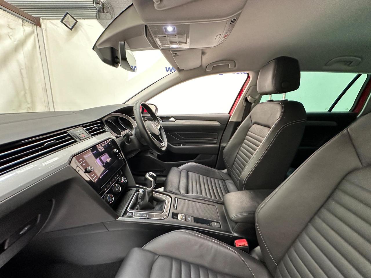Volkswagen Passat PK69YKH