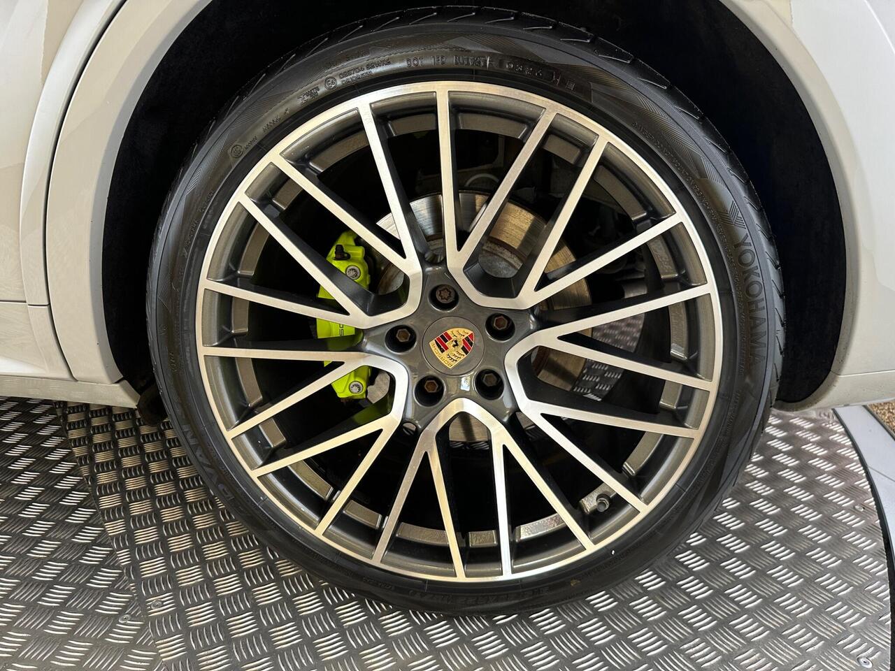 Porsche Cayenne WG23VCU