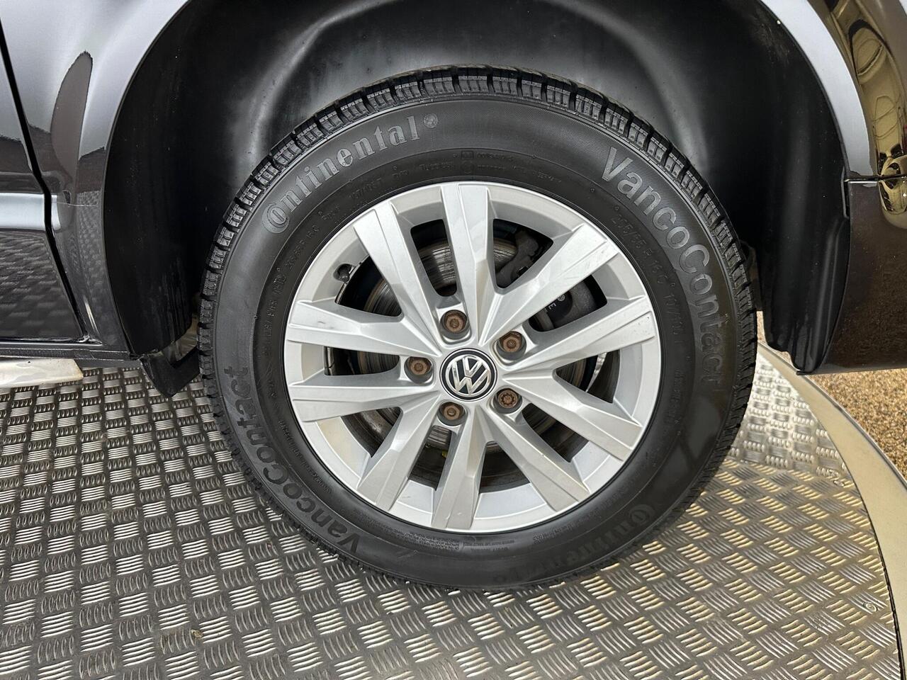 Volkswagen Transporter VA22PDV