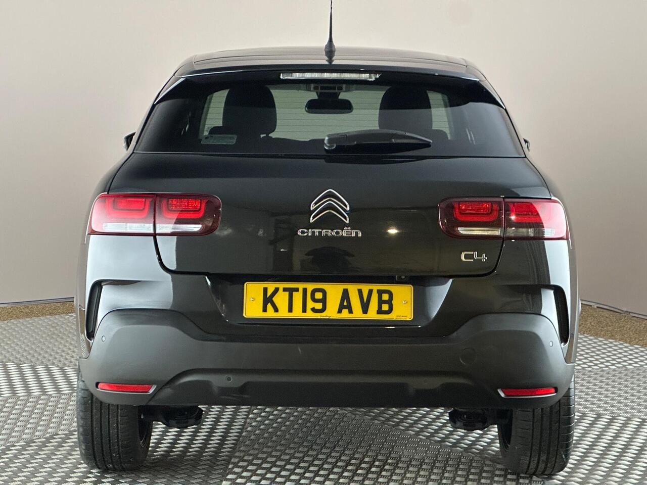 Citroen C4 Cactus KT19AVB