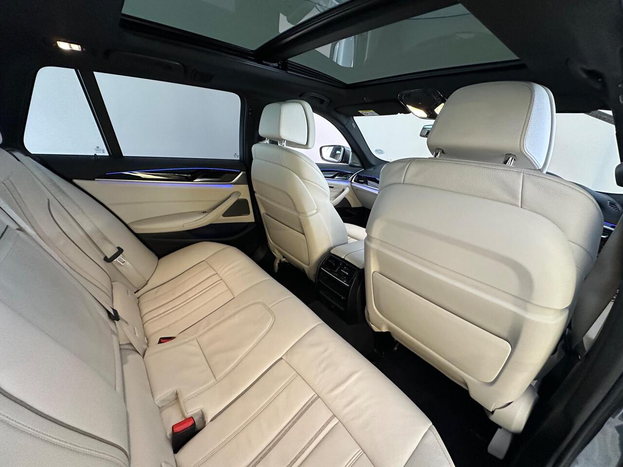 BMW 5 Series YK18JUW