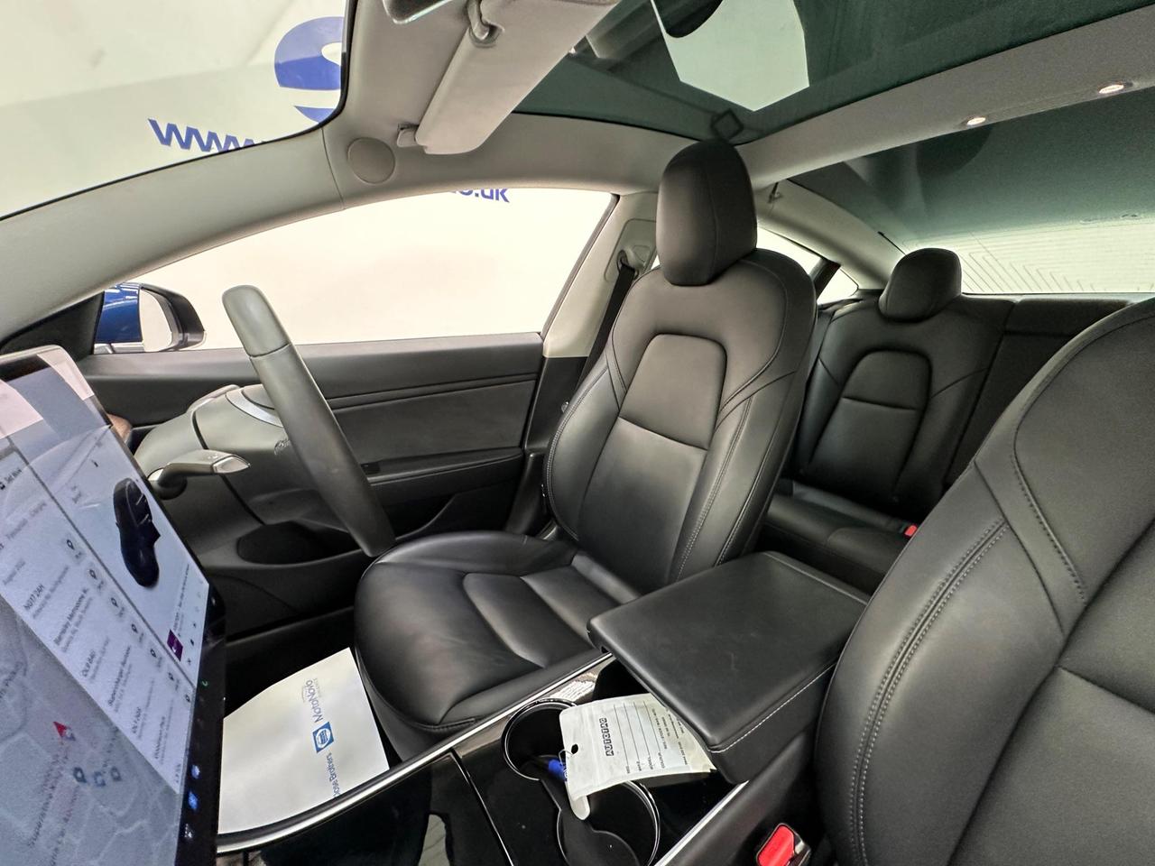 Tesla Model 3 AK20CWM