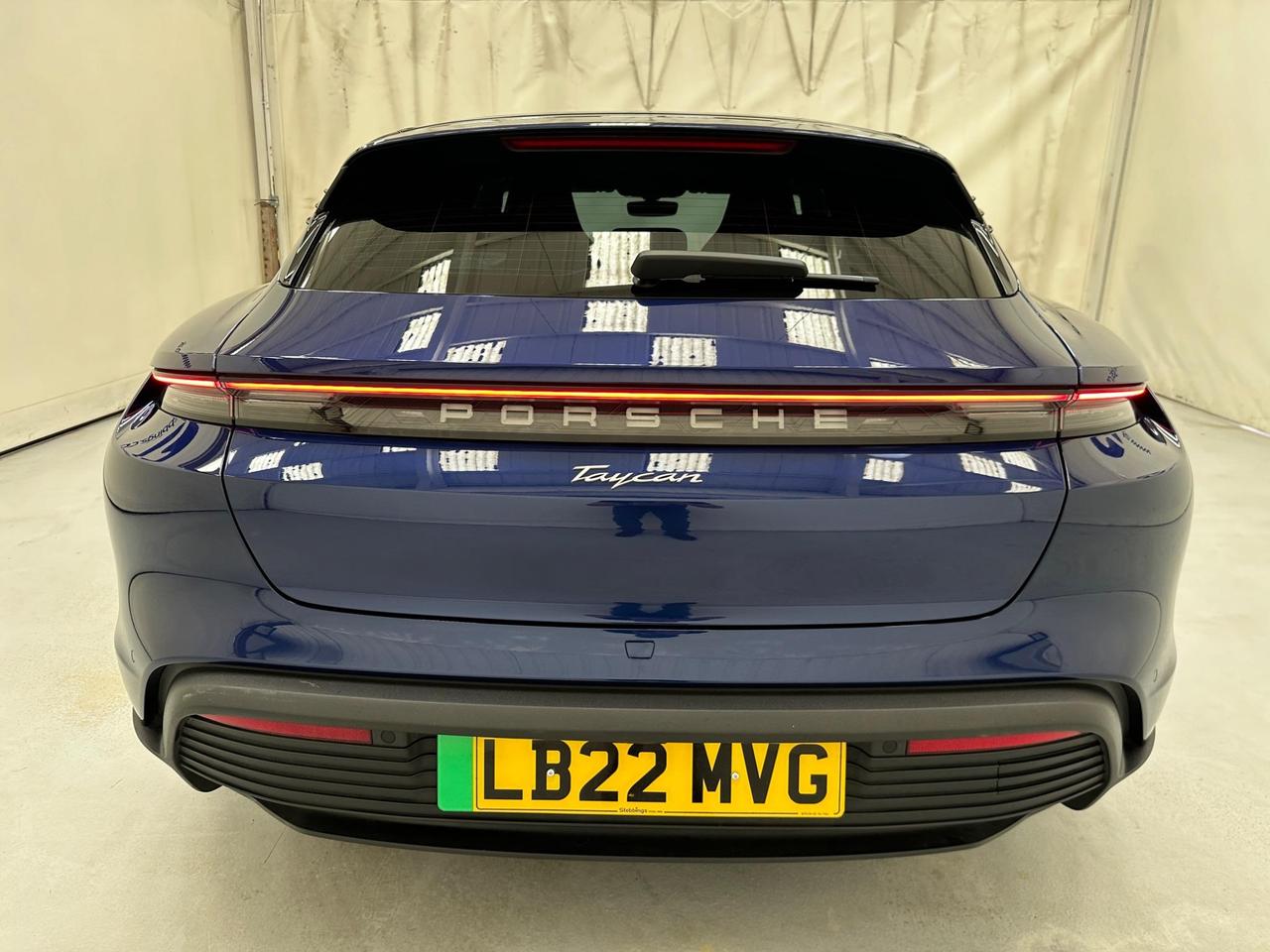Porsche Taycan LB22MVG