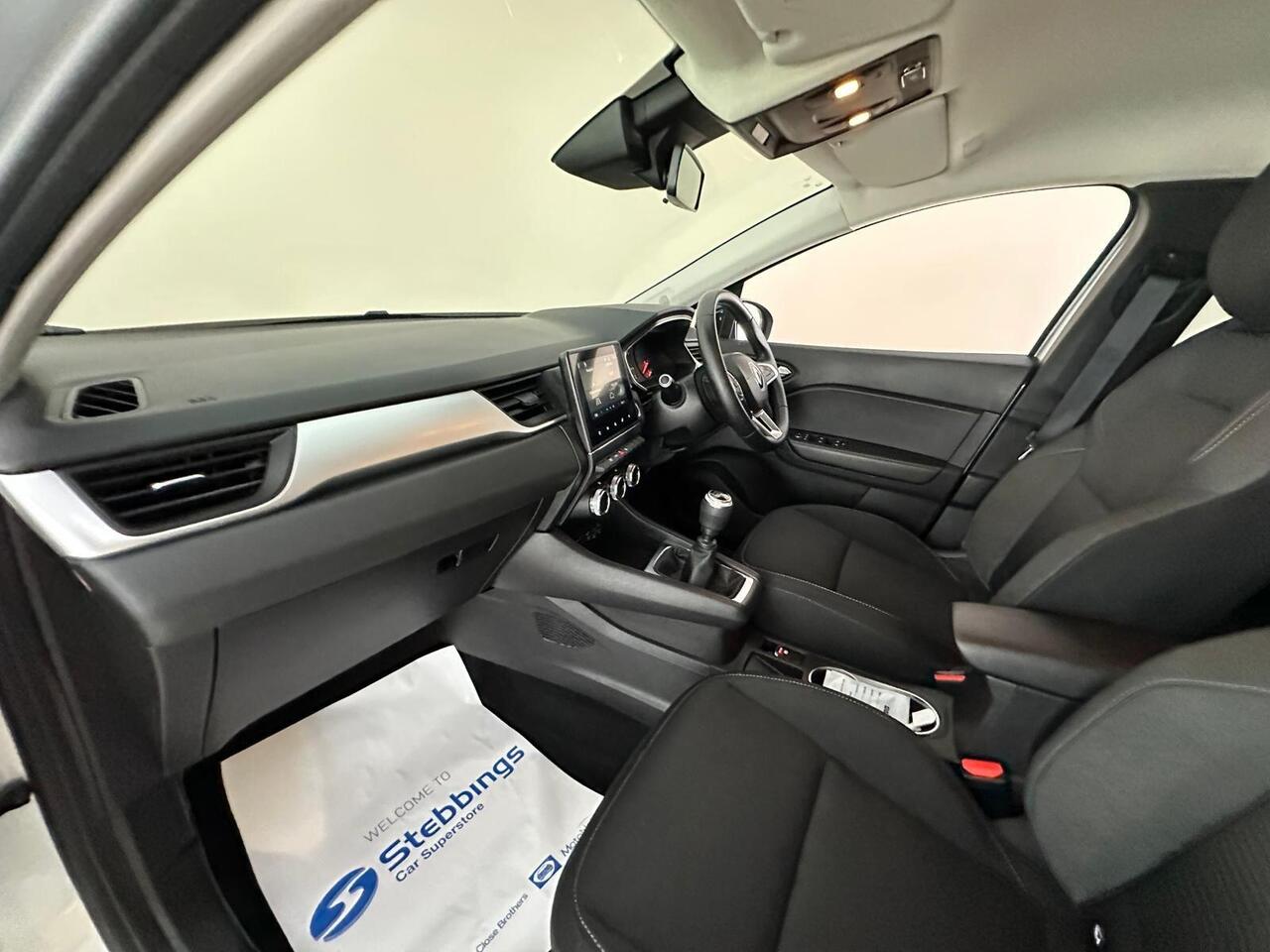 Renault Captur YE71OBN