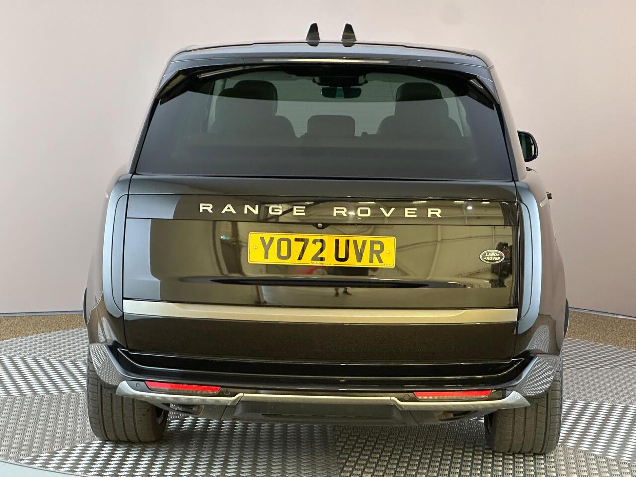 Land Rover Range Rover YO72UVR