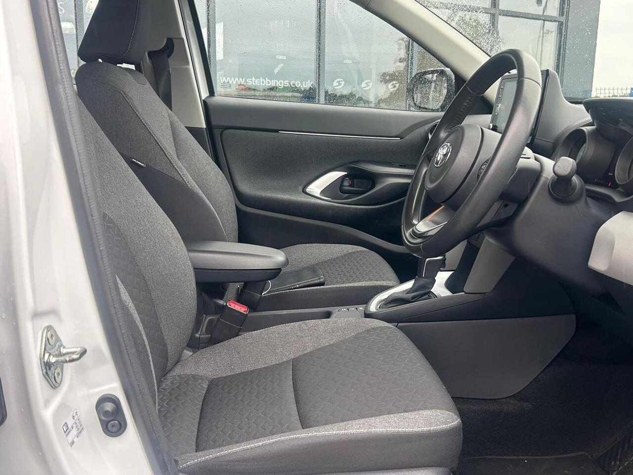 Toyota Yaris Cross AK22SZY