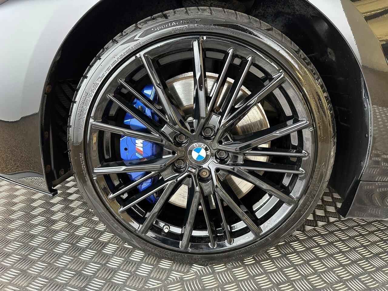 BMW 1 Series YG21ZVM
