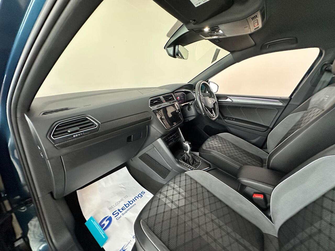 Volkswagen Tiguan VO24XRH