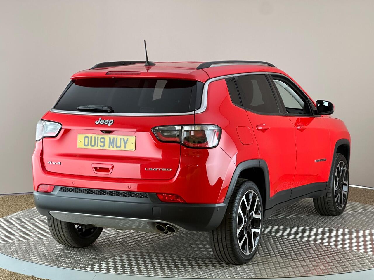 Jeep Compass OU19MUY