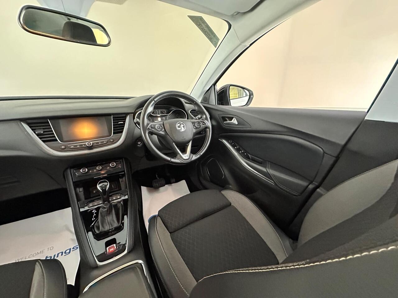 Vauxhall Grandland X KE21MXZ