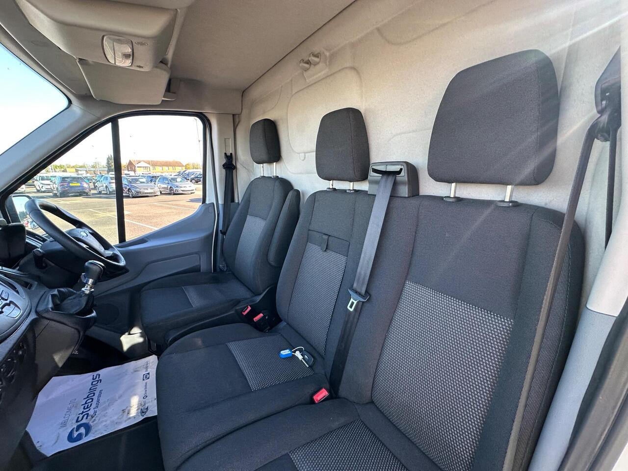 Ford Transit LB17SOC