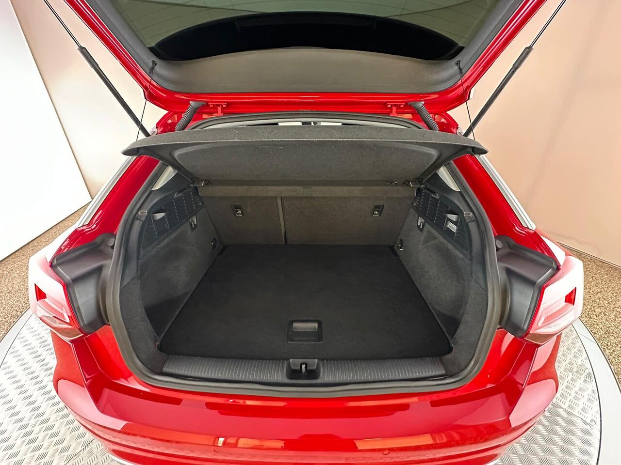 Audi Q2 RJ67GUC