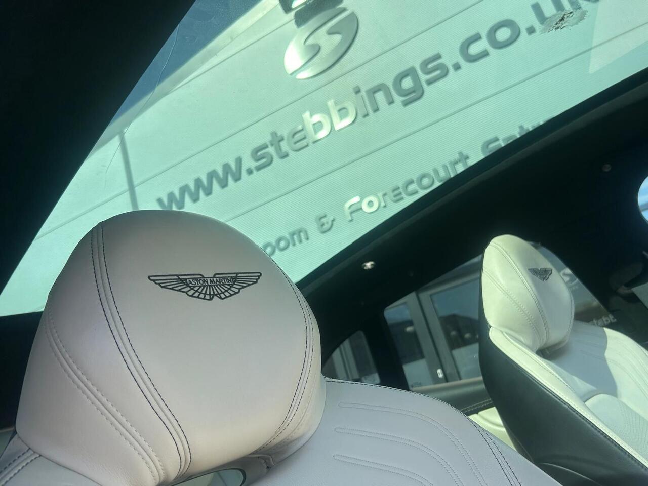 Aston Martin DBX FG70WXR