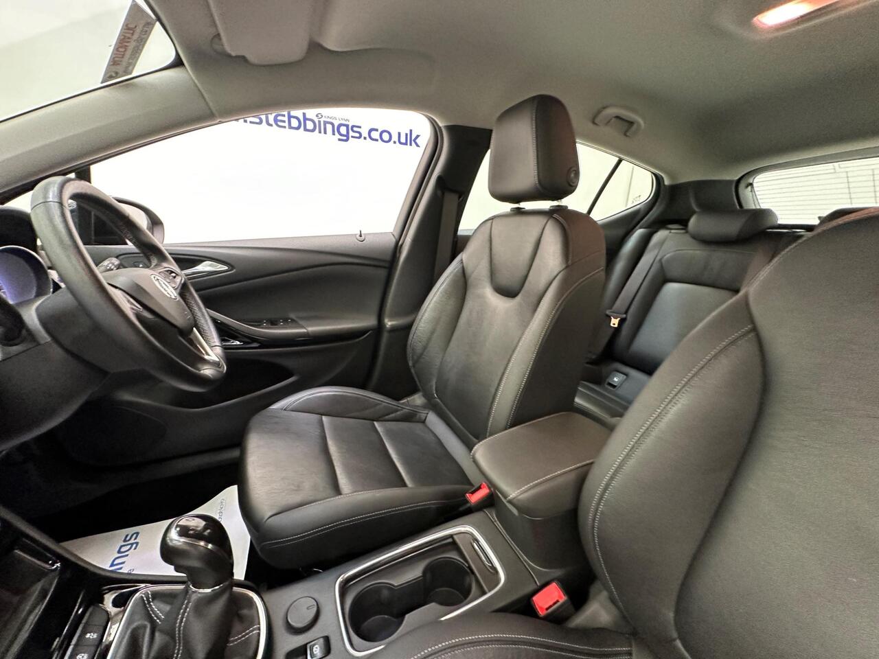 Vauxhall Astra VU68DFJ