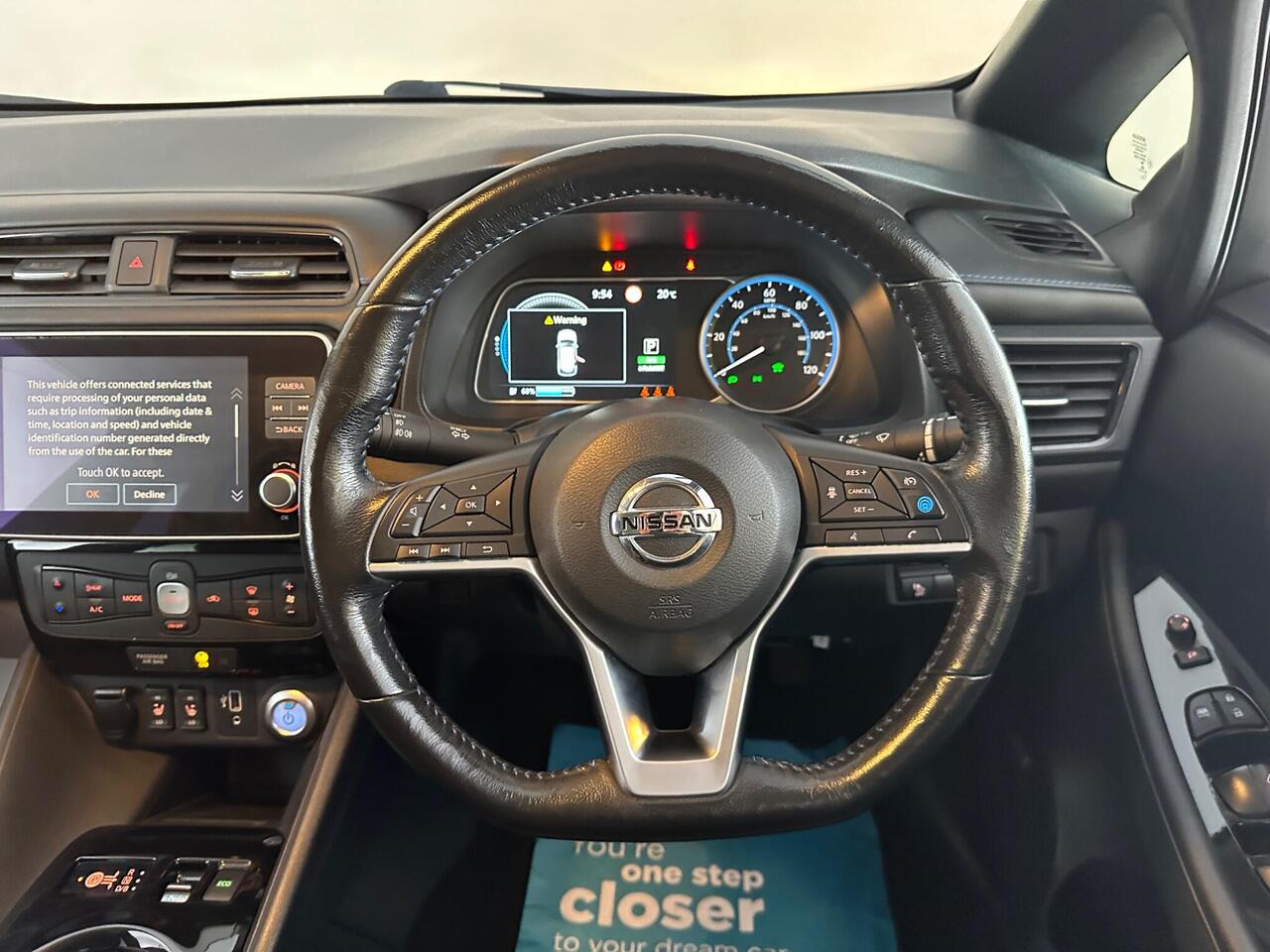 Nissan Leaf VN70YLU