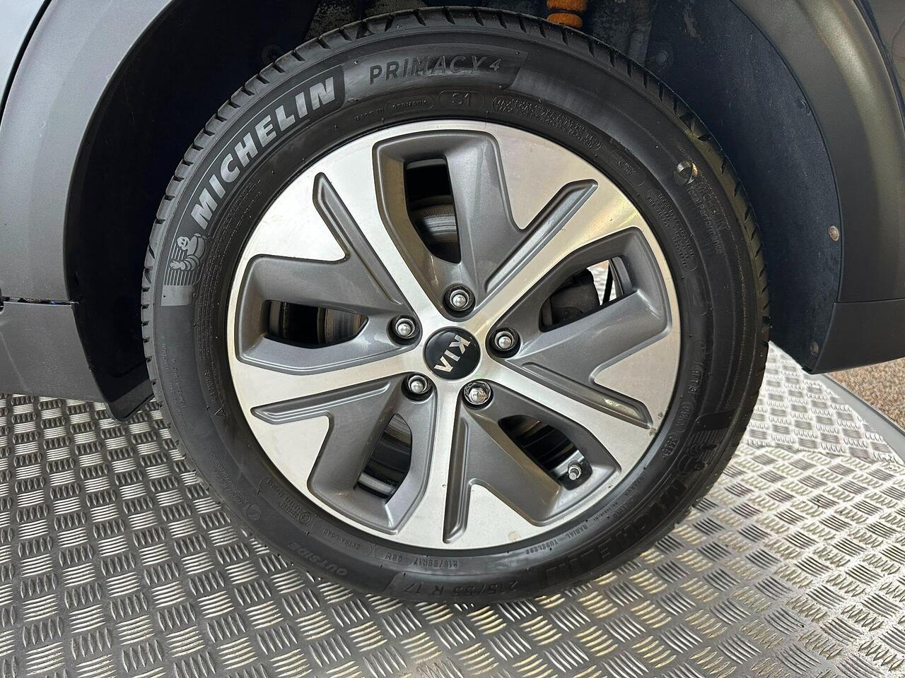 Kia Niro BK22MPV
