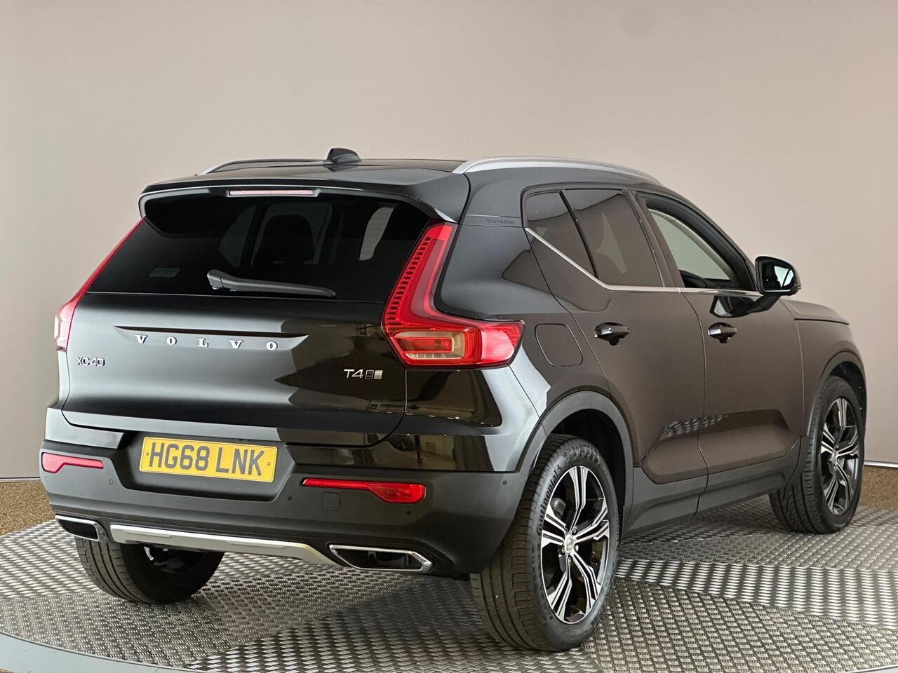 Volvo XC40 HG68LNK
